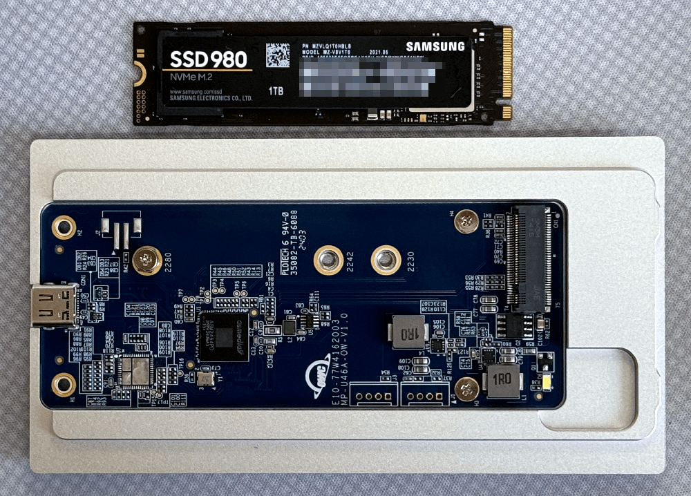 「Express 1M2」と既存の「Samsung / SSD 980」