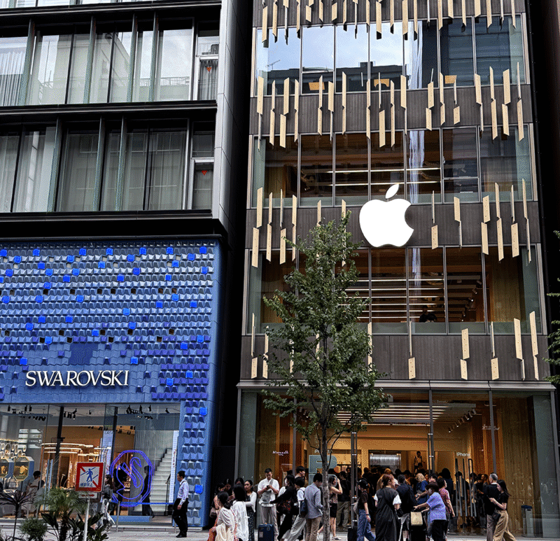 9月22日に営業を終了する「HULIC &New GINZA 8」ビルの「Apple 銀座」